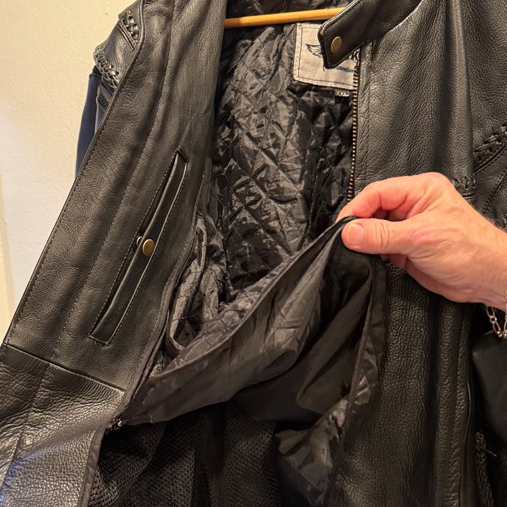 Men’s Black Leather Motorcycle  Jacket - Picture 9 of 12